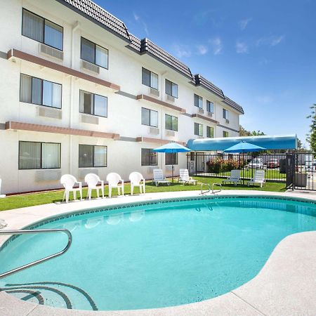 Days Inn By Wyndham Woodland Εξωτερικό φωτογραφία