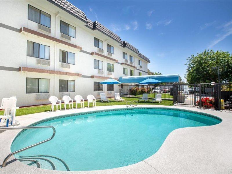Days Inn By Wyndham Woodland Εξωτερικό φωτογραφία