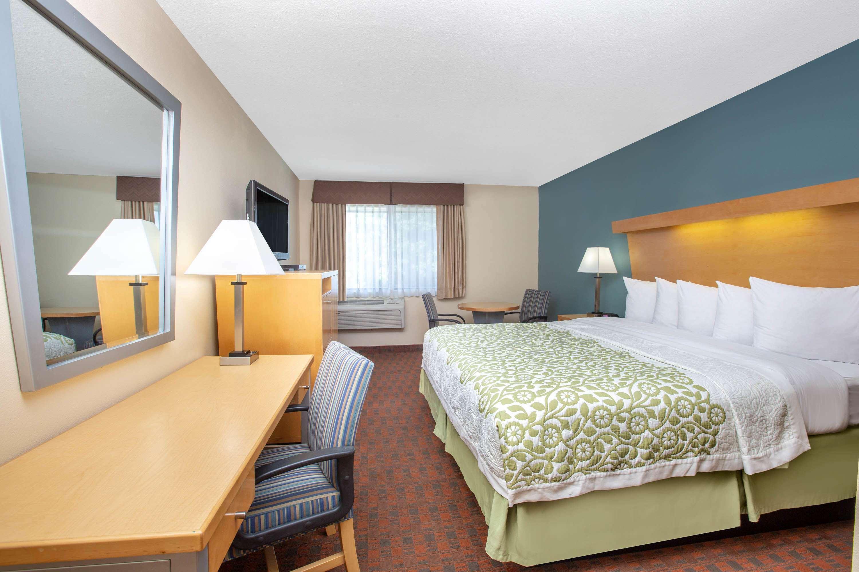 Days Inn By Wyndham Woodland Εξωτερικό φωτογραφία